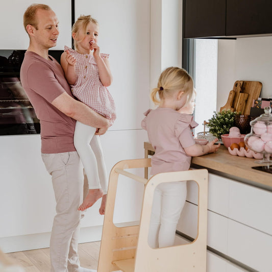 Mindful & natural parenting: calm and awareness in a busy world