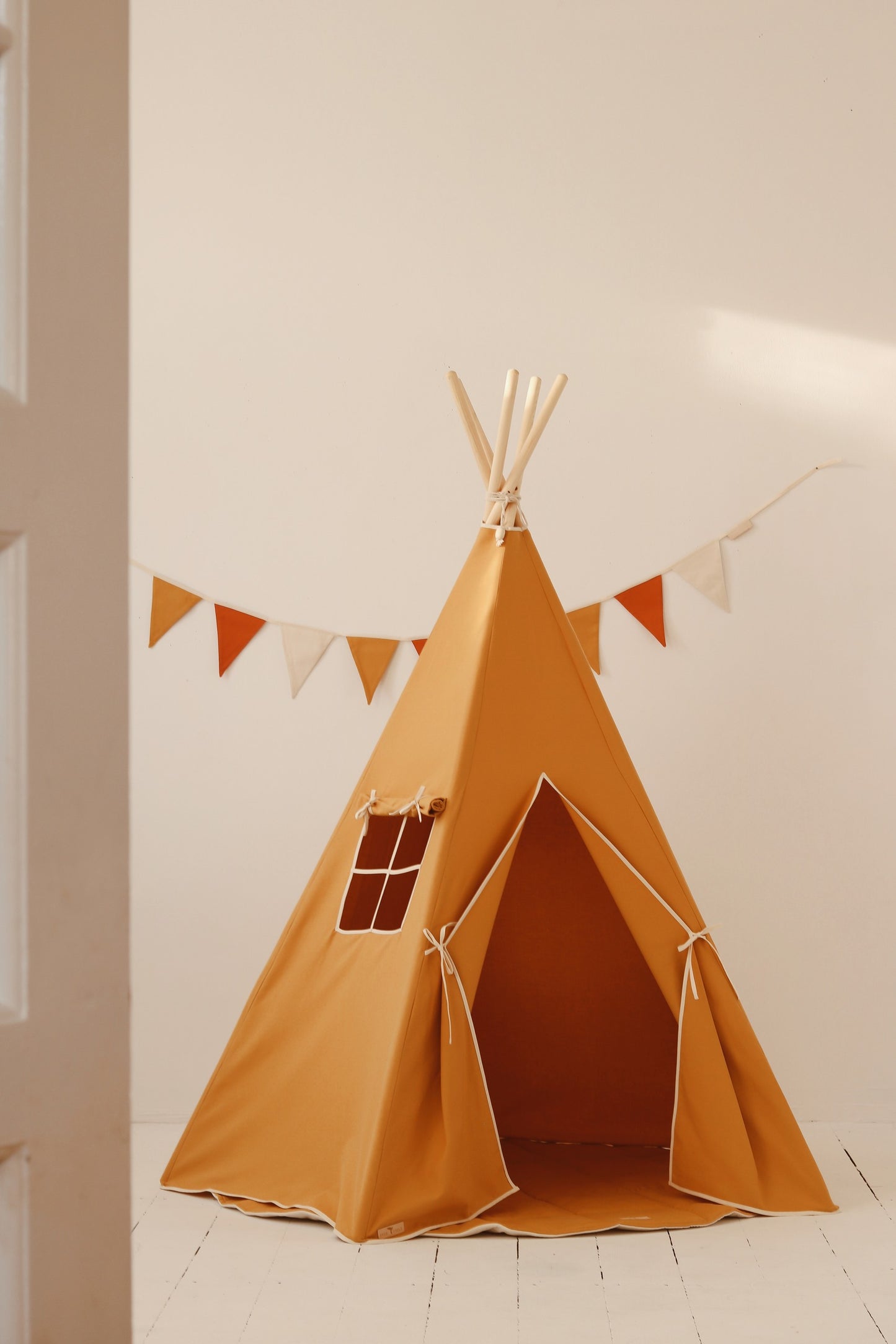 Teepee Tent - Orche